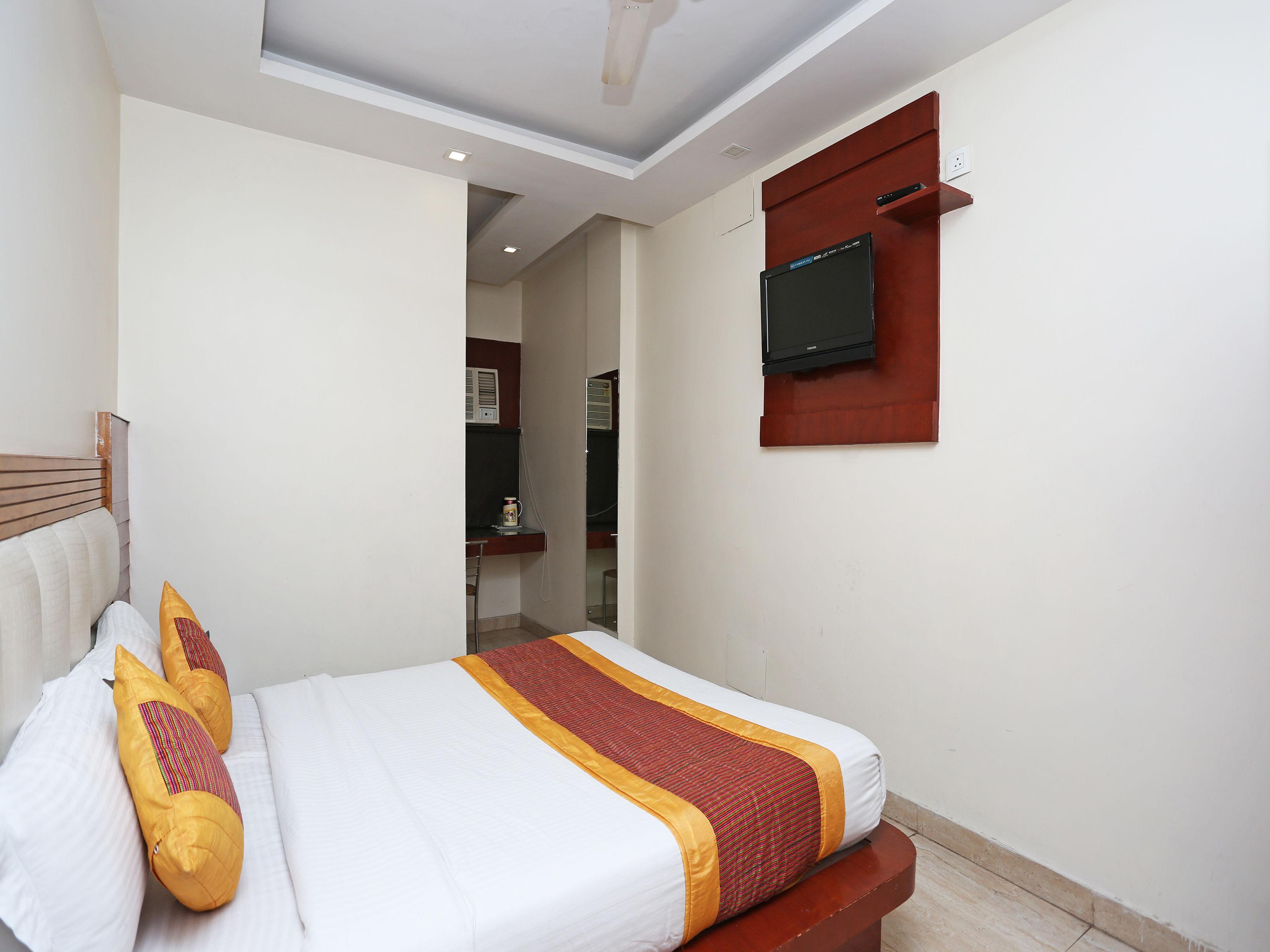 Prem Deluxe Pensión Nueva Delhi Exterior foto