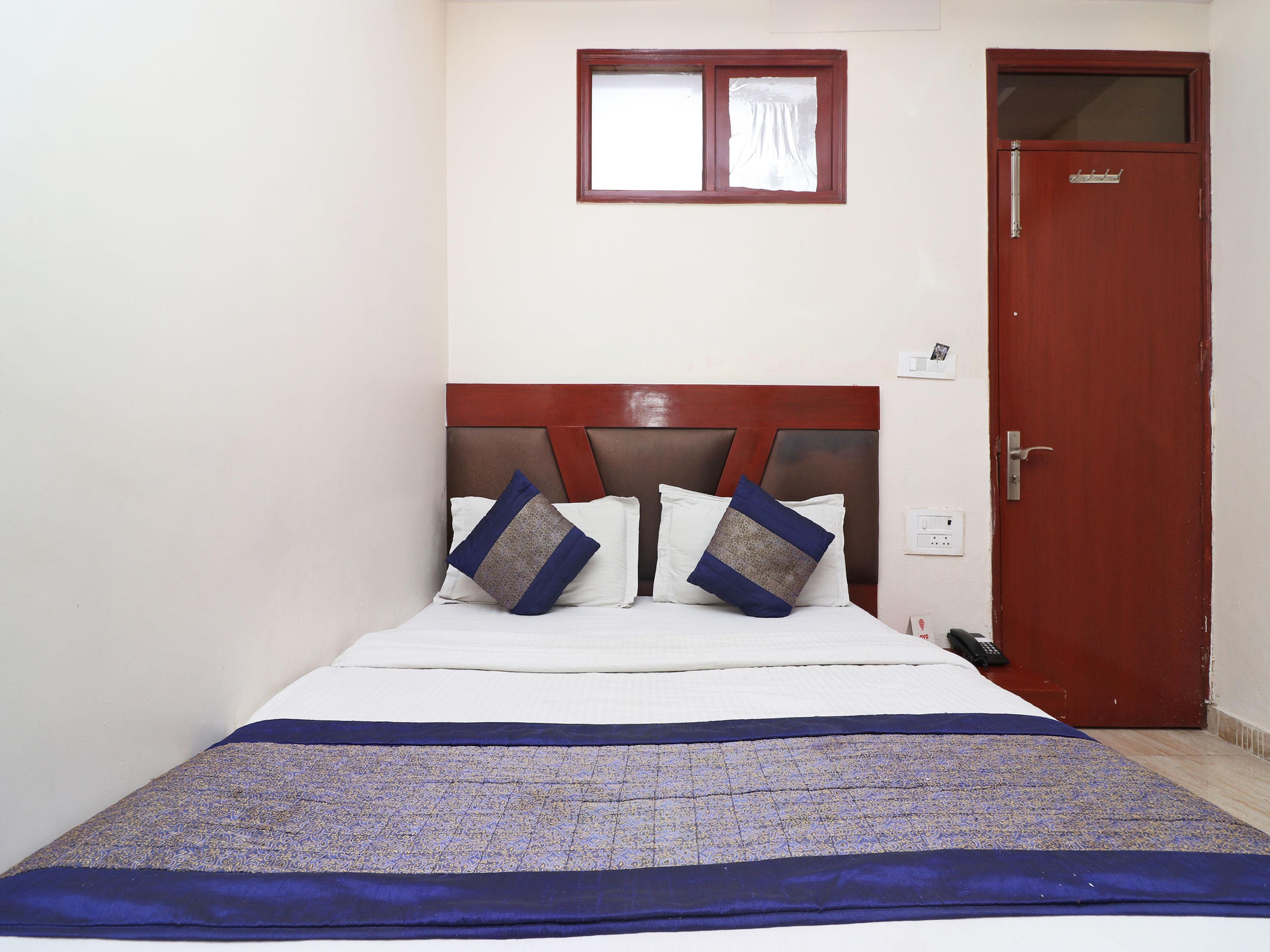 Prem Deluxe Pensión Nueva Delhi Exterior foto