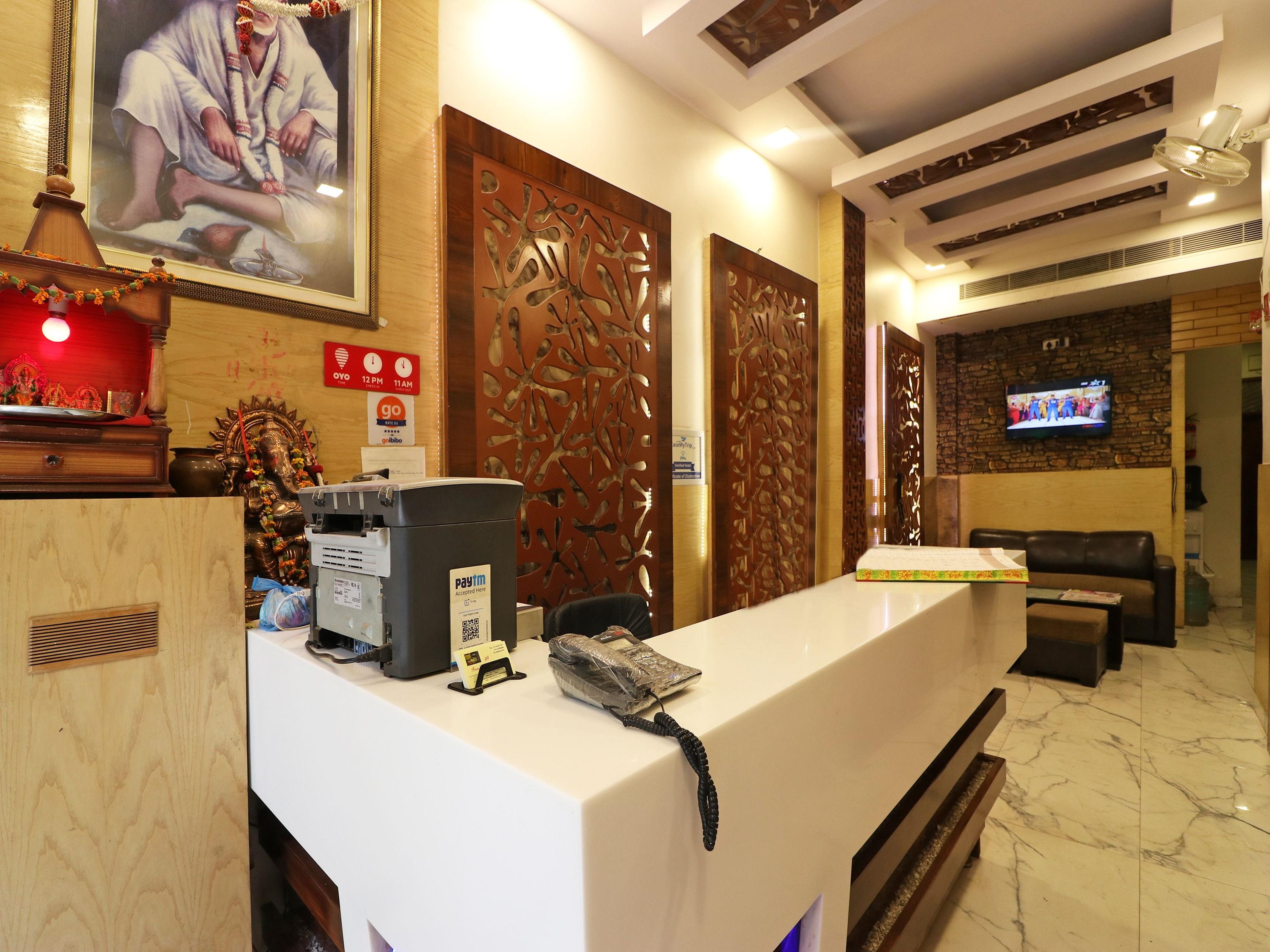 Prem Deluxe Pensión Nueva Delhi Exterior foto